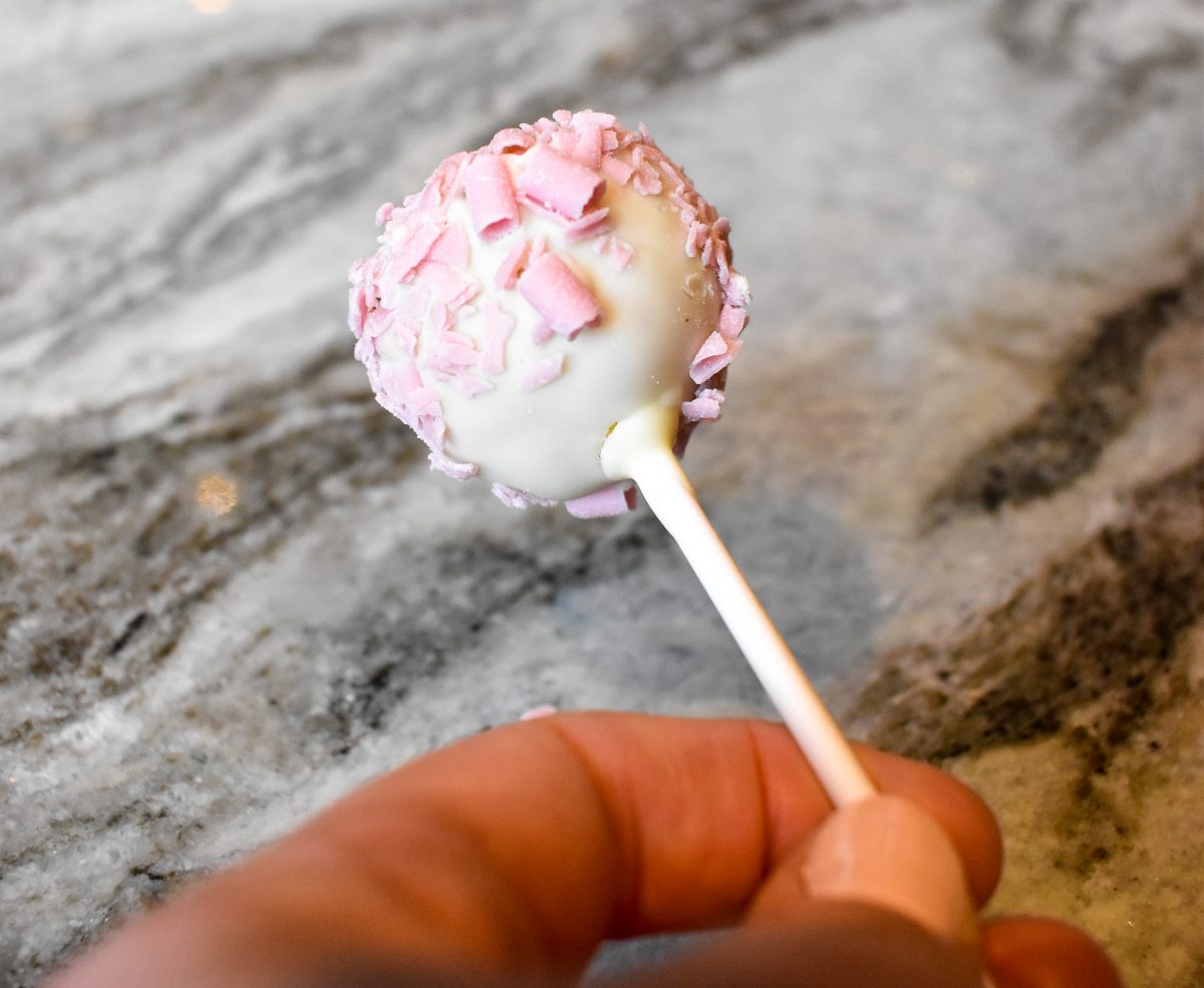 Cake pops at Hotel Talisa, Vail | Ski Resort Review | Cathedrals and Cafes Blog