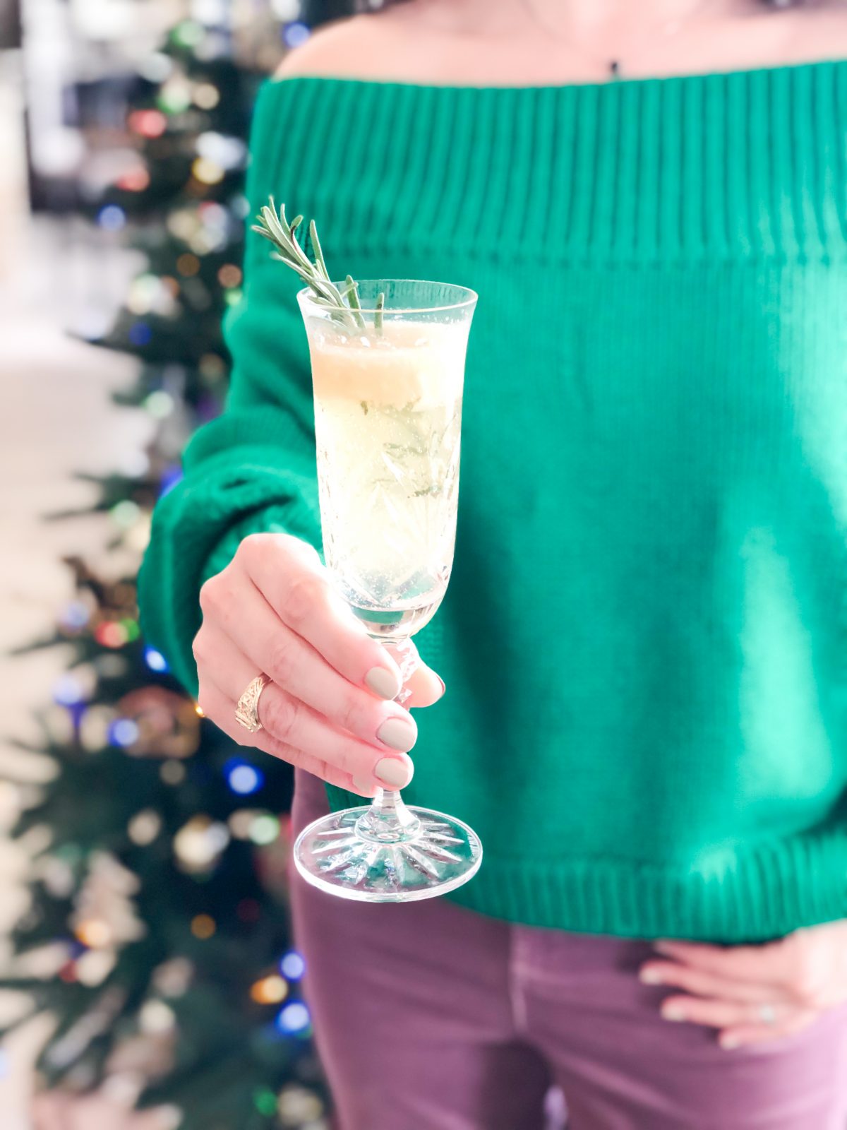 Prancer's Pear Prosecco Cocktail Recipe