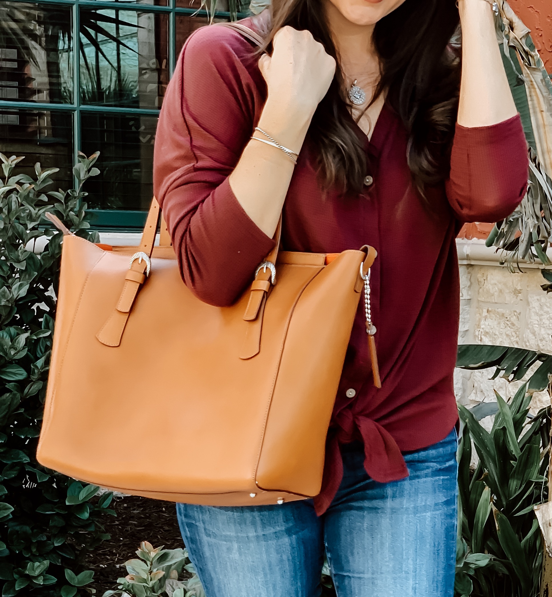 The Only Tote You Need for All Your Fall Outfits - Cathedrals & Cafes Blog