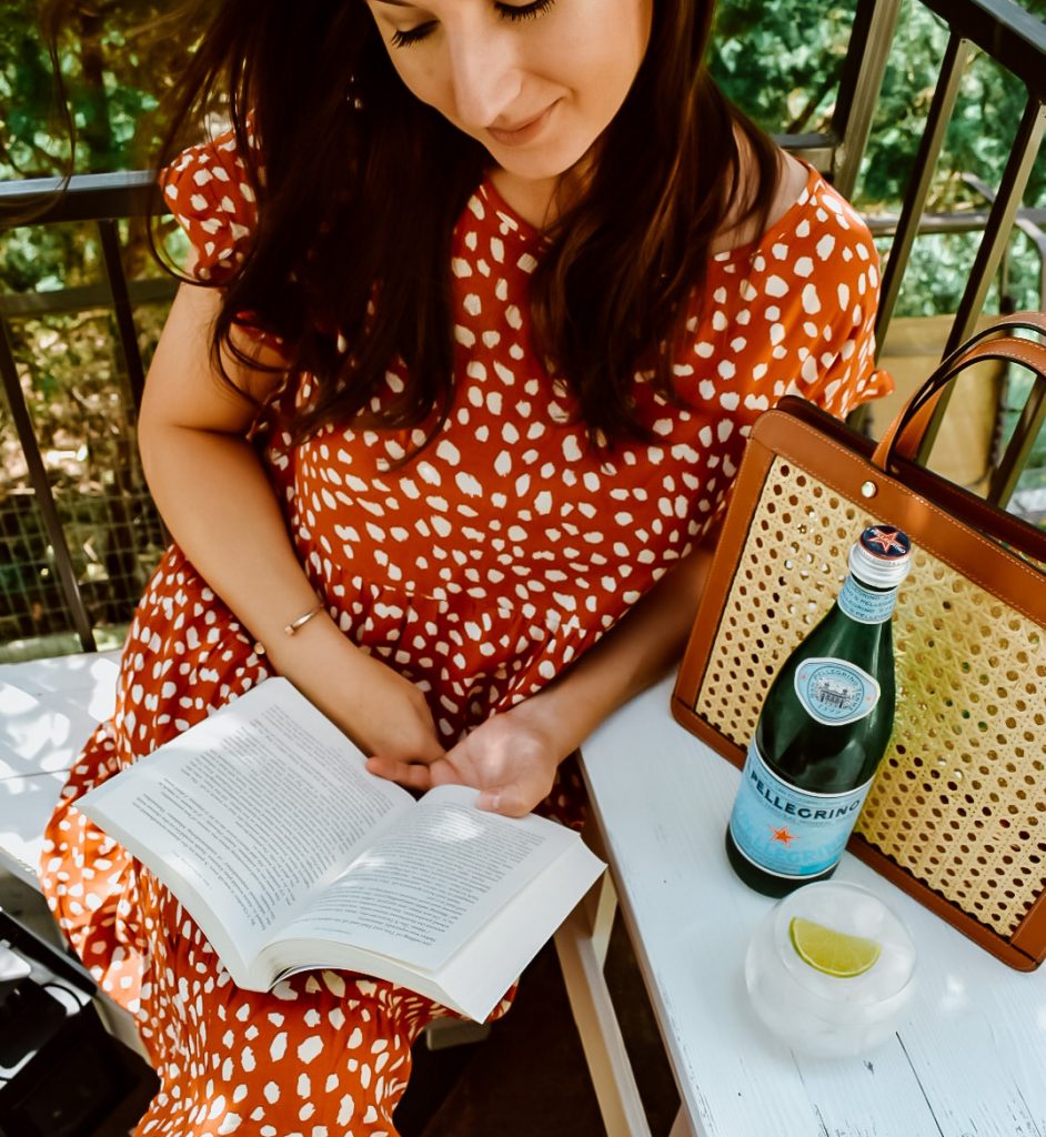 My July Reading List + New Amazon Dress | Cathedrals & Cafes Blog