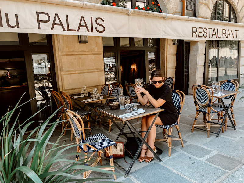 Erin from Cathedrals and Cafes Enjoying a Cafe Lunch in Paris