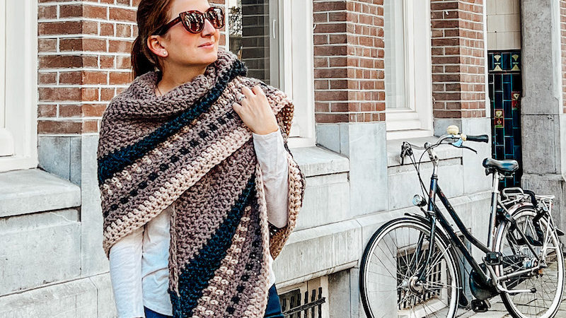 Highlands Crochet Wrap | Cathedrals & Cafes | Travel & Style Blog