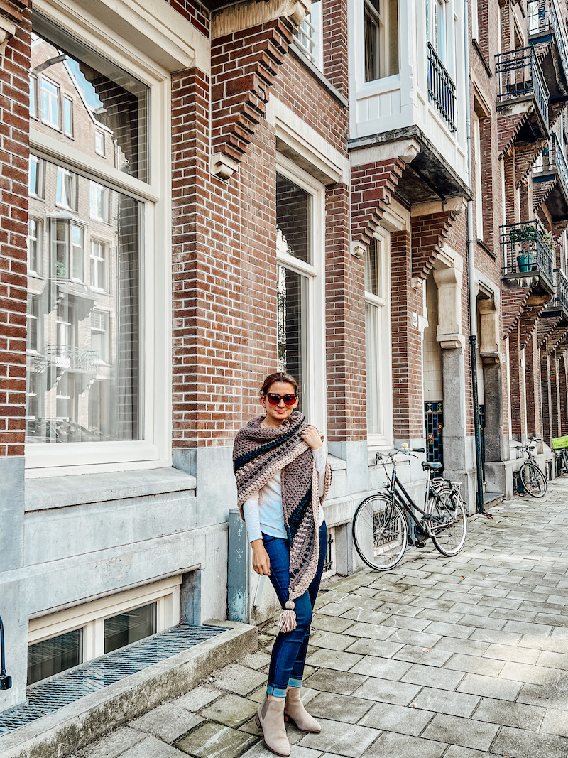 Highlands Crochet Wrap | Cathedrals & Cafes | Travel & Style Blog