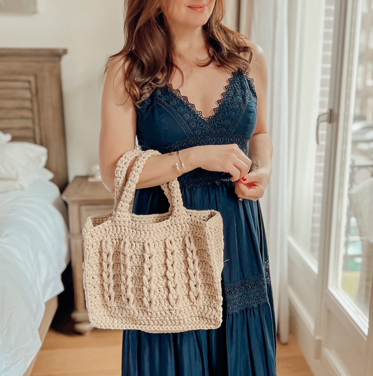 Tote d'Azur Crochet Tote Pattern Designed by Cathedrals & Cafes