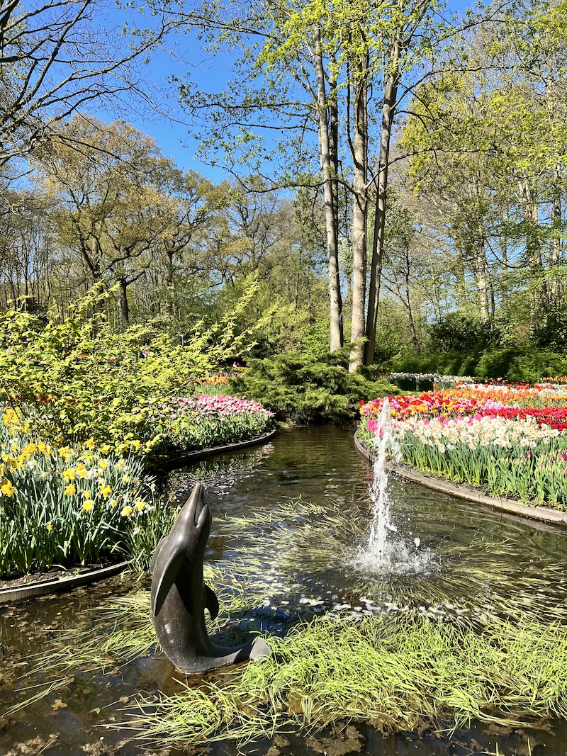 Visiting Keukenhof Gardens, Holland | Cathedrals & Cafes Blog