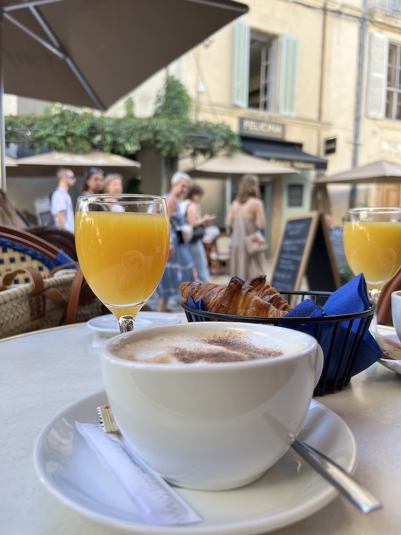 Mon Journal Français: Day 6 - Lourmarin | Cathedrals & Cafes Blog