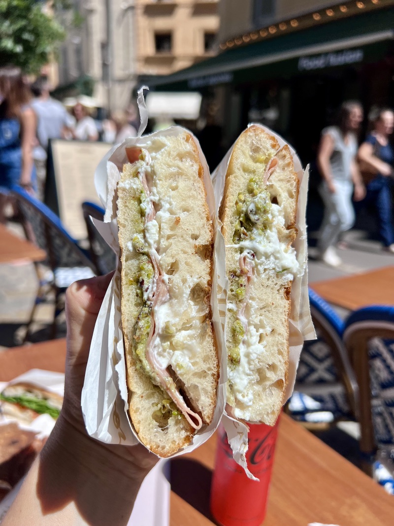 Eat+Stay+Play Provence Travel Guide | Cathedrals & Cafes Blog