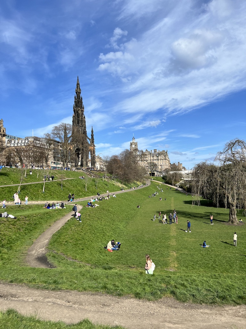 Eat+Stay+Play: Weekend in Edinburgh Travel Guide