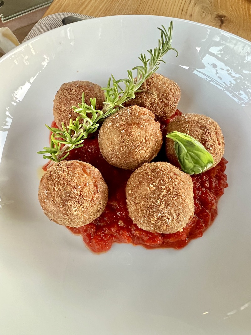 Taste of Tuscany: Restaurants and Vineyards We Loved | Cathedrals & Cafes Blog