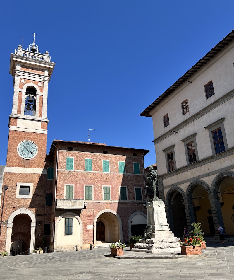 9 Beautiful Towns and Villages in Tuscany | Cathedrals & Cafes Blog