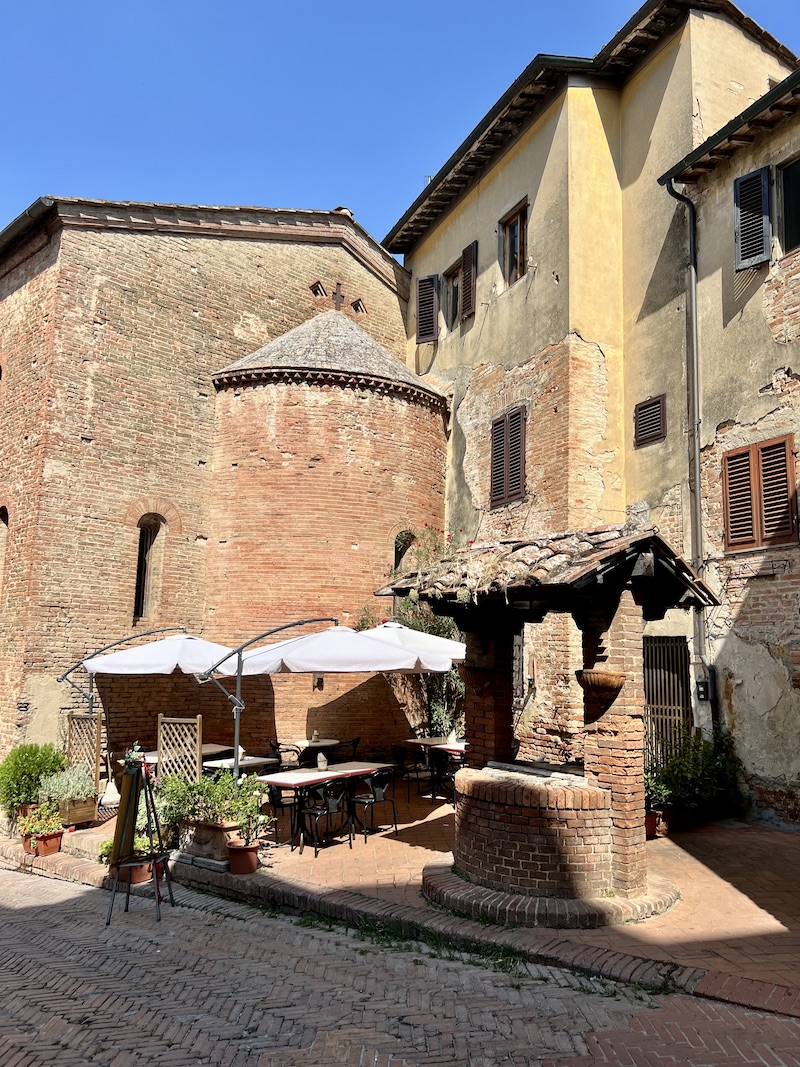 9 Beautiful Towns and Villages in Tuscany | Cathedrals & Cafes Blog