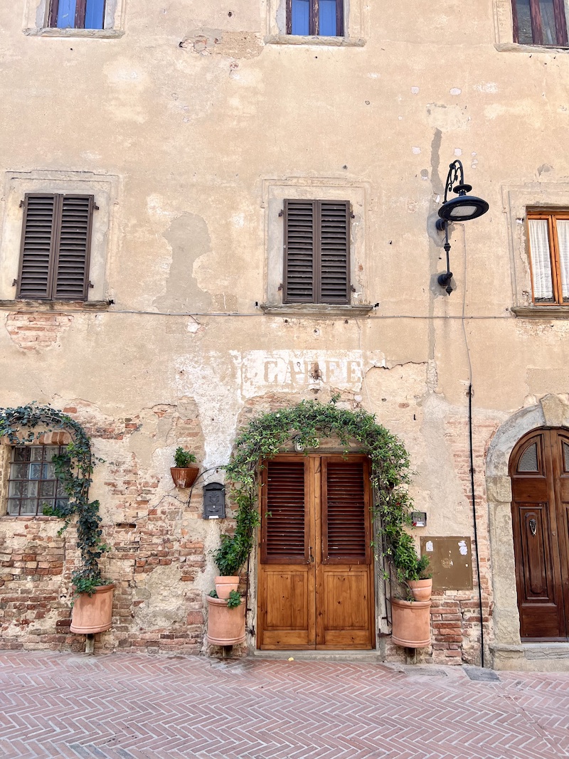 9 Beautiful Towns and Villages in Tuscany | Cathedrals & Cafes Blog