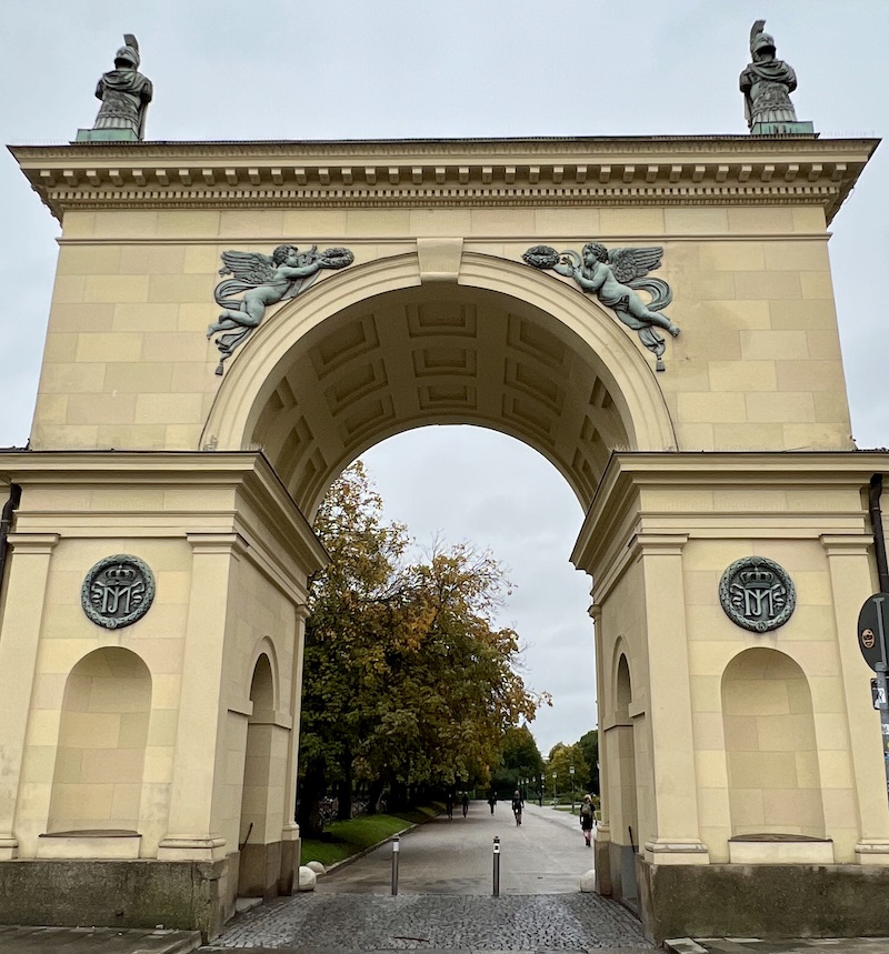 Eat+Stay+Play: Munich Travel Guide | Cathedrals & Cafes Blog
